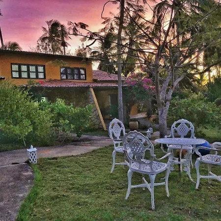 Enseada Dos Mares Beach Bungalows-3