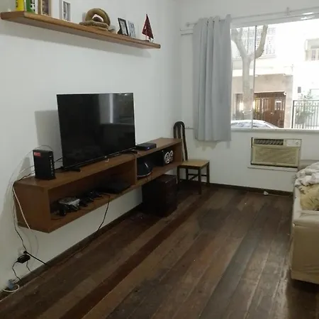 Apt Montado Quadra Da Praia - 1 Block From Copacabana Beach-2