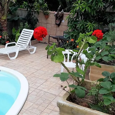 Suíte 1 com piscina e wi-fi em Caraguatatuba-2