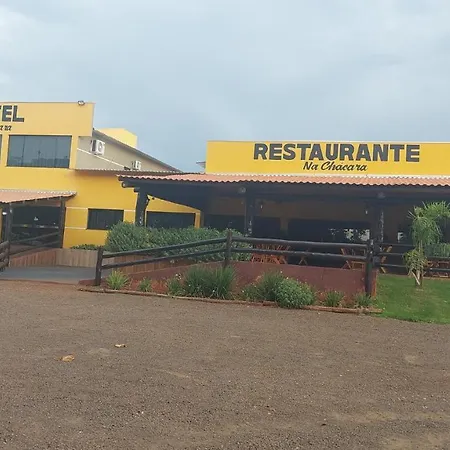 Hotel E Restaurante Na Chácara-2