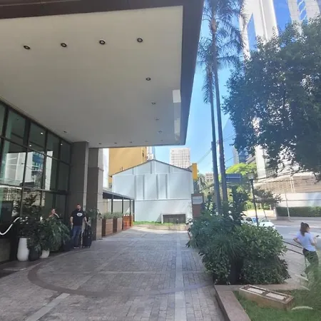 Quarto privativo em hotel 4 estrelas no Itaim-2