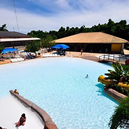 Spazzio Diroma Com Acesso Gratuito Ao Acqua Park E Splash-3