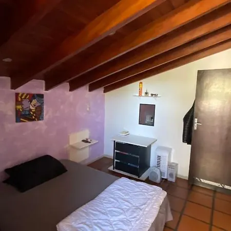 Cibratel Ll Bed & Breakfast-3