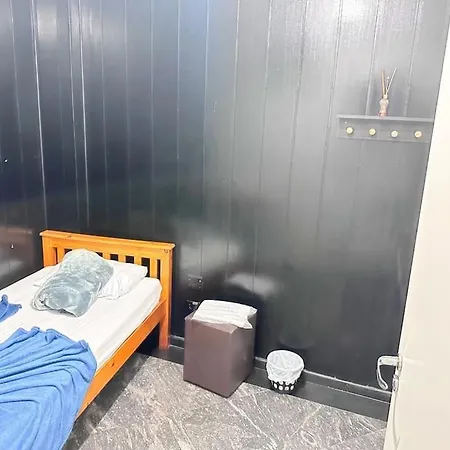 Hostheo Quarto 02 Individual Na Liberdade Sp-3