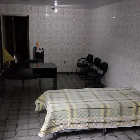 Suite Com Cama De Solteiro-3