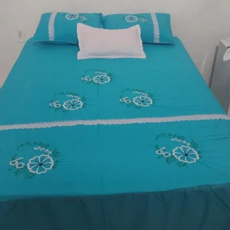 Hostel E Pousada Malu-2