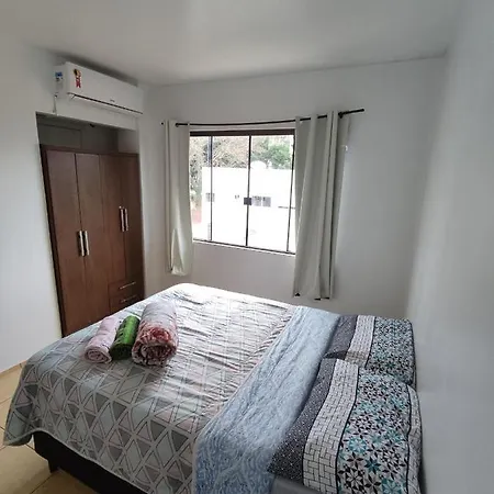 Apto amplo próximo a Prati-3