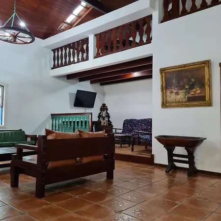 Casarao Hostel Pero-2