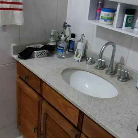 Quarto De Casal Em Copacabana-3