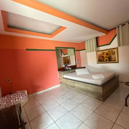 Lux Motel-3