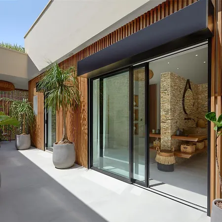 Villa Oasis - La Villa Group-2