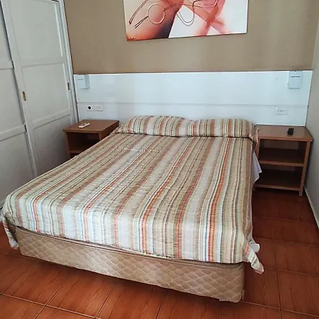 Gonzaga Flat-3