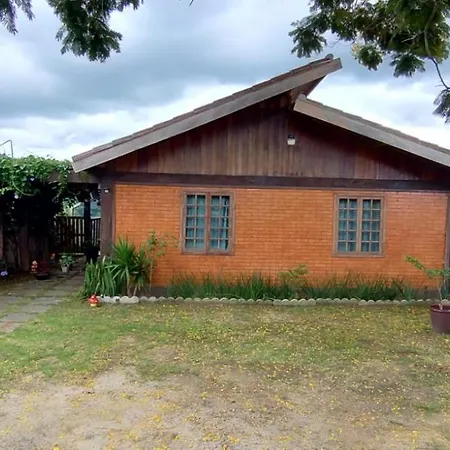 Casa de Tijolinho Penedo-RJ-2