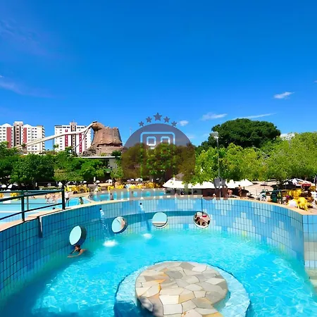 Piazza Diroma Com Acesso Ao Acqua Park - Luciana-3
