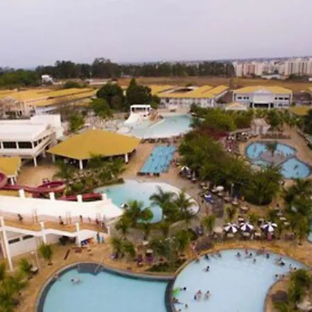 L'acqua Diroma - Caldas Novas - o Melhor de Caldas - Com Piscinas de Ondas-2