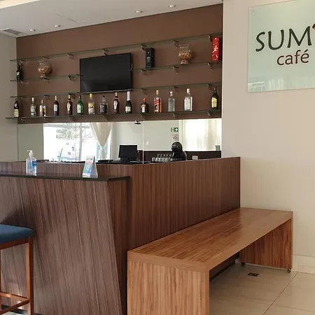 Summit Suites Hotel - Pindamonhangaba-3