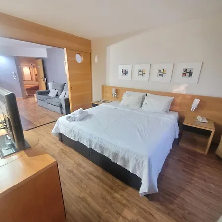 Flat no Golden Tulip By Rei dos Flats-3