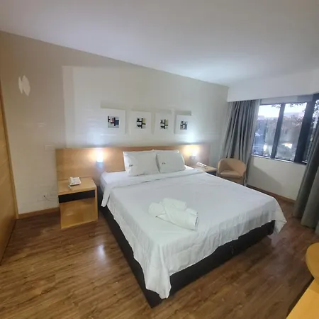 Flat no Golden Tulip By Rei dos Flats-2