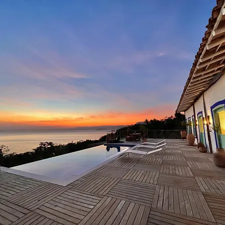 Blow Show Casa III Guest House-2