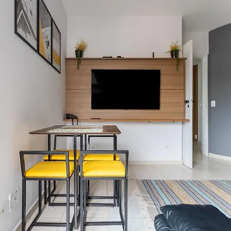 Impecável c/ Garagem prox metrô hospitais e mto +!-3