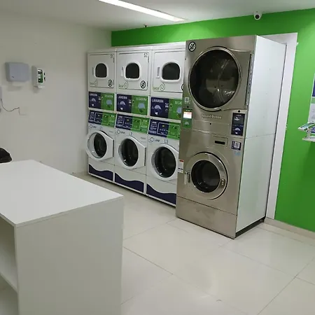 Barra Prime Flats, Ed Mediterraneo, Wi-Fi 400Mb, Balsa Pra Praia Gratis, Ar Condicionado Novo!-2