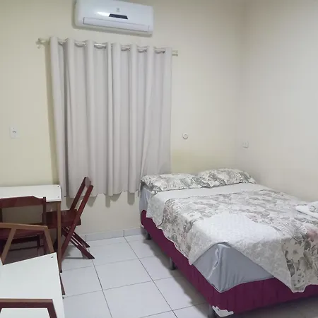 Hotel 678-3