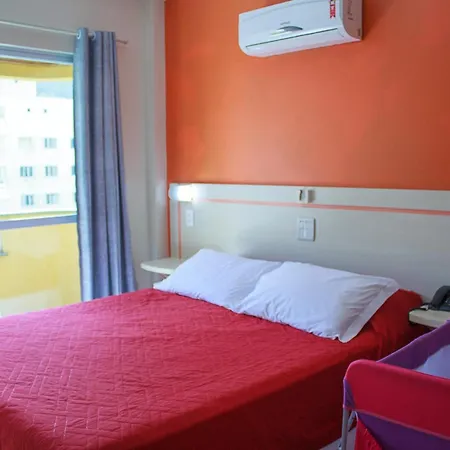 Bombinhas Praia Apart Hotel - unidade rua Bem Te Vi-3
