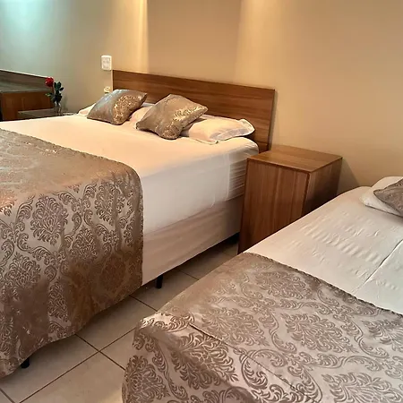 Duplex Apto Setor Hoteleiro Norte com serviço diário de limpeza-3