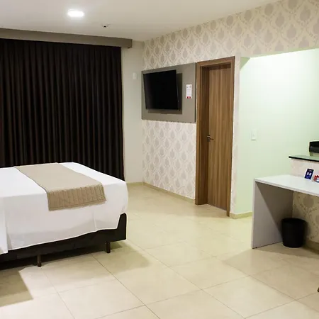 Bristol Infinity Rio Claro-2