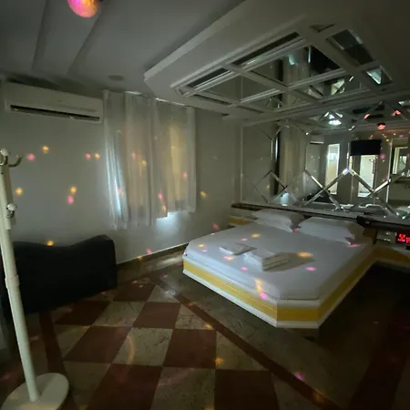 L'amour Motel-3