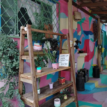Hostel e Cachaçaria da Cris-3