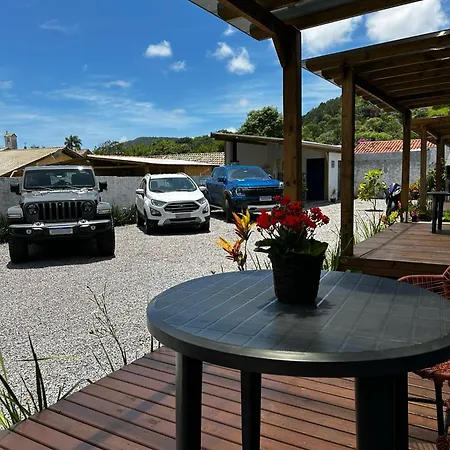 Container Guest House-2