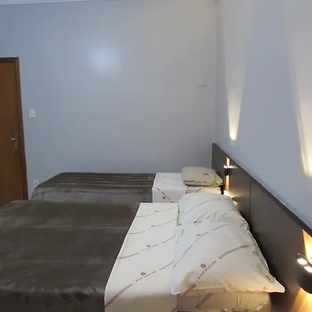 Hotel Tropicália próximo a 25 de março , Brás e Bom Retiro Com estacionamento conveniado ao lado do hotel-2