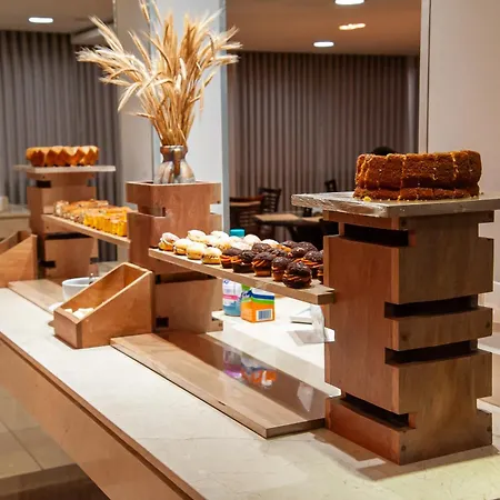 London Hotel Londrina-3