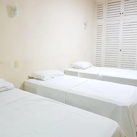 Oyo Del Verde Hotel-2