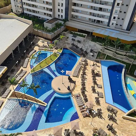 Ideal para famílias, hospede-se no Solar das Águas.-3