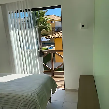 Casa super Charmosa em condomínio na praia-3