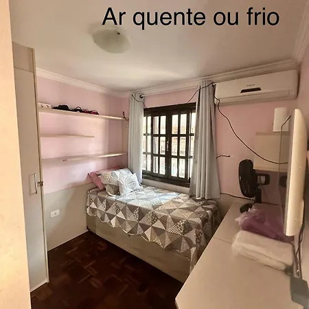 Casa Da Frente Foz Piscina Wifi Garagem Churrasqueira E Ar Na Casa Inteira-3
