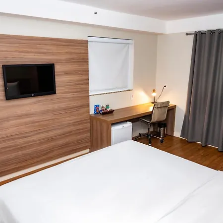 Delmond Hotel-2
