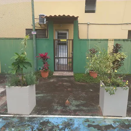 Pousada Parque Suites - Estacionamento e Piscina na Enseada-3