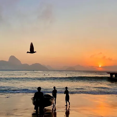 Front Ocean Copacabana-2