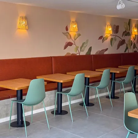 Coral Express próximo ao Cais Mauá e Bar Opinião-2