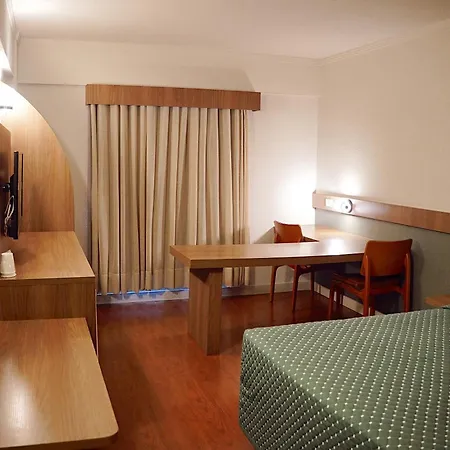 Strassen Hotel-2