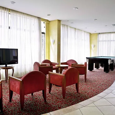 Ibis Taubate-3