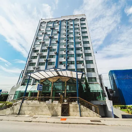 Hotel Golden Park Curitiba By Nacional Inn-2