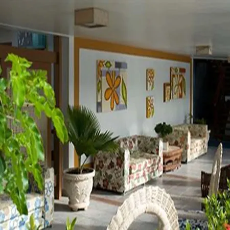 Happy Hotel Girassol-2