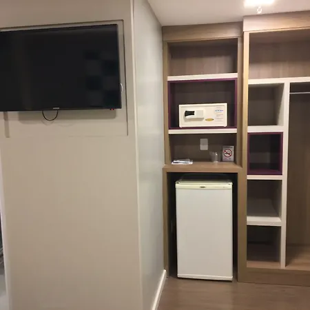 Master Express Cidade Baixa - Próximo ao Araujo Viana, UFRGS e Santa Casa-3