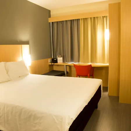 Ibis Aracruz-3