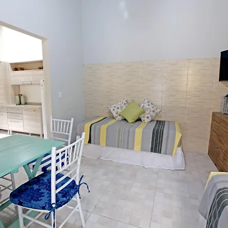 Recanto Vicks Flats-2