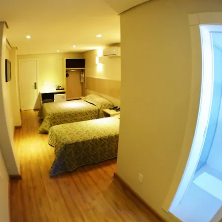 Golden Hotel - O Mais Central - Pet Friendly-2
